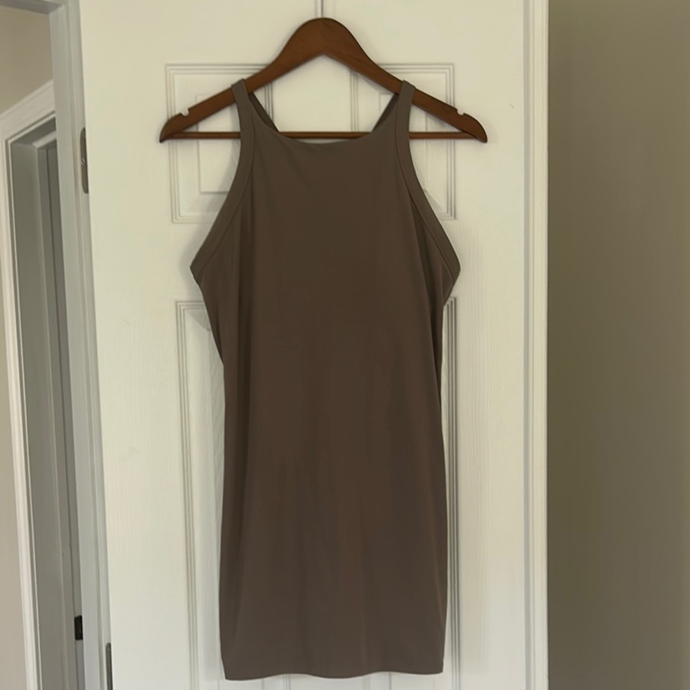 Brown Sleeveless Athletic Dress